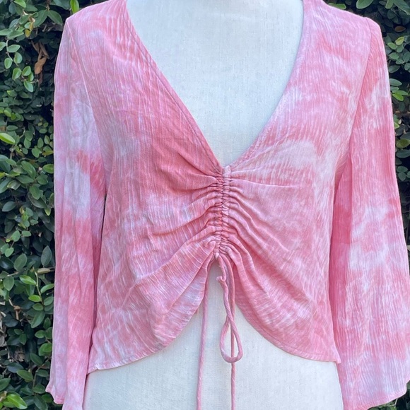 Gauzy Crop Blouse Top Lightweight Semi Sheer Flutter Sleeve Size  Small - Picture 7 of 9